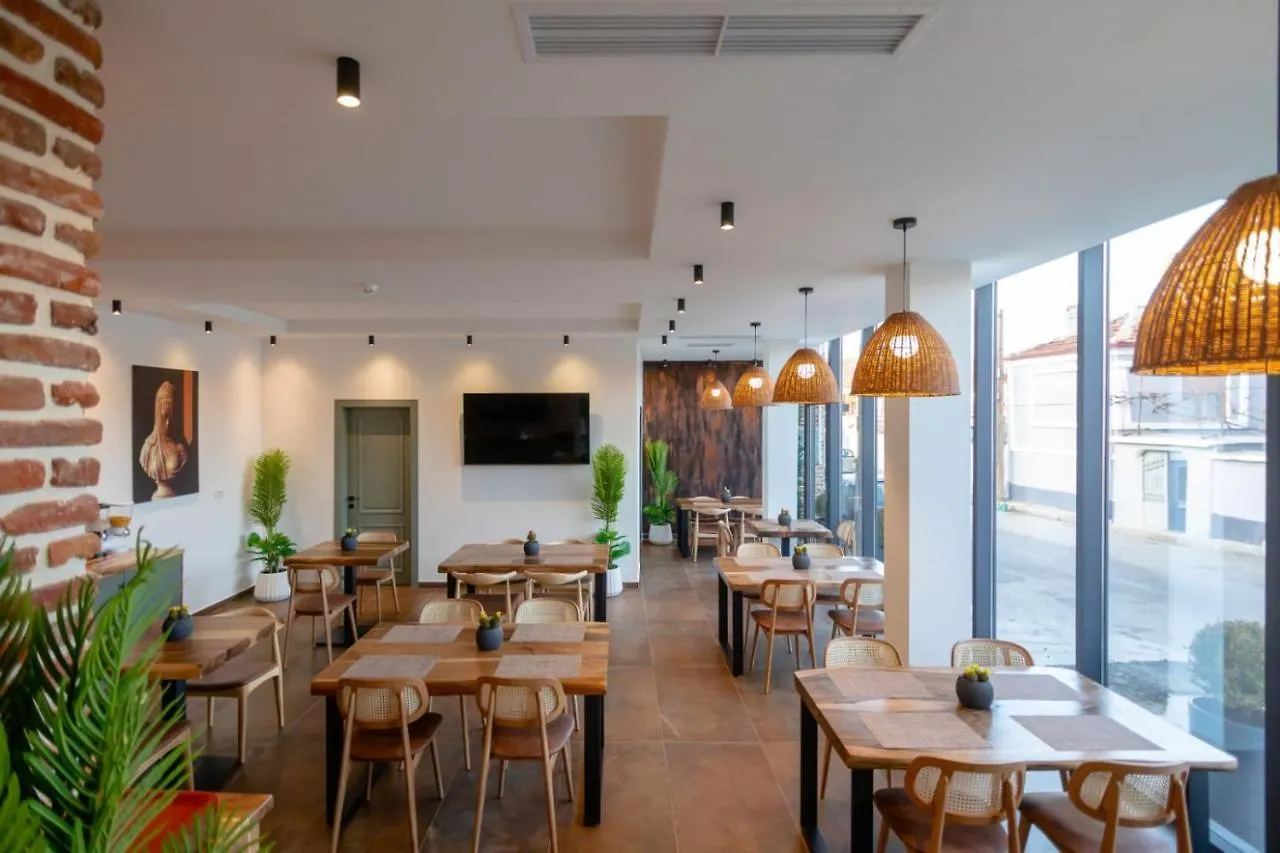Elegance Boutique Hotel Korce