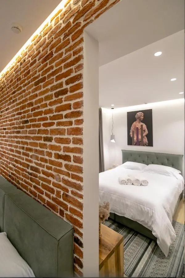 Elegance Boutique Hotel Korce