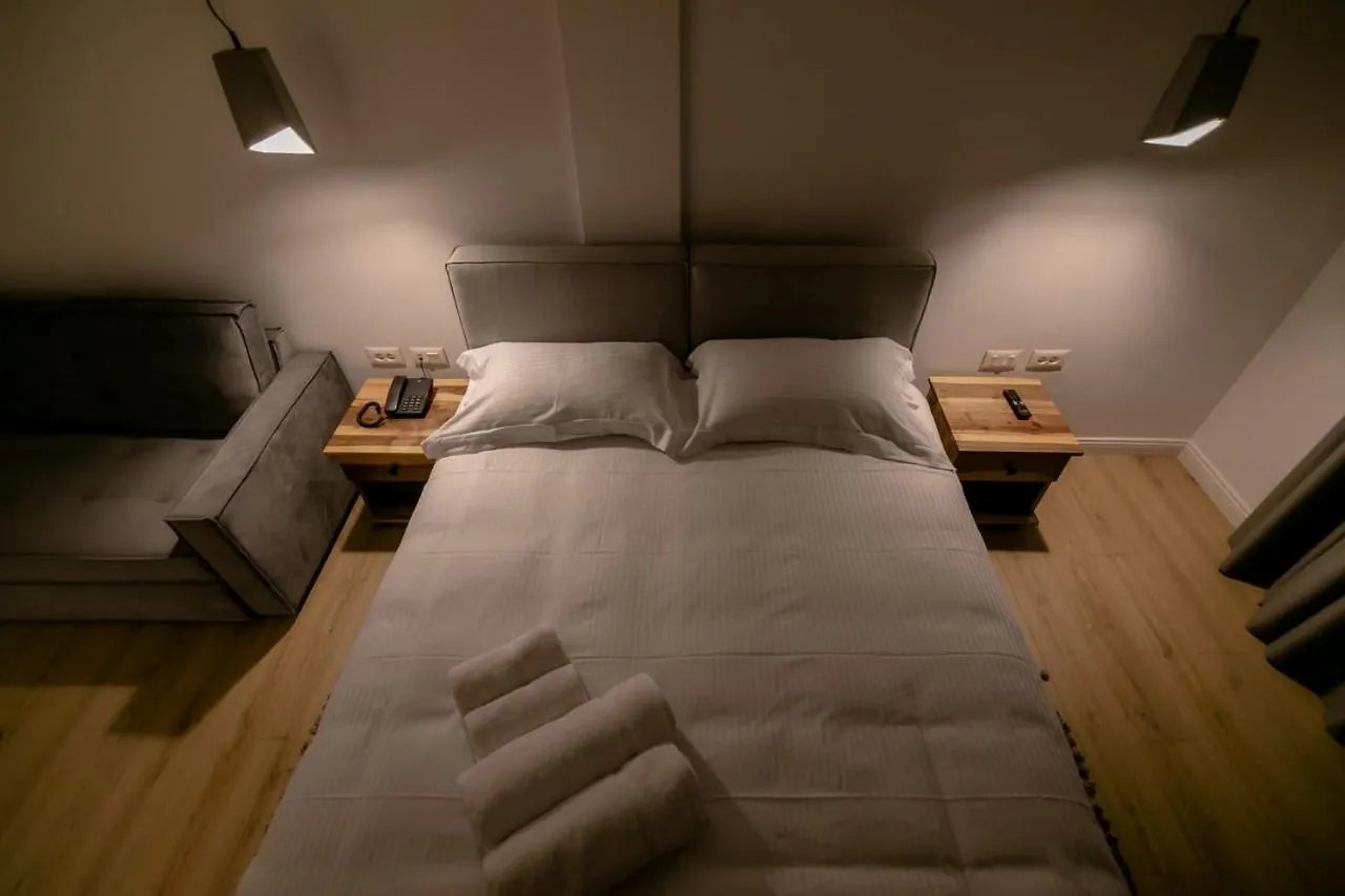 Elegance Boutique Hotel Korce